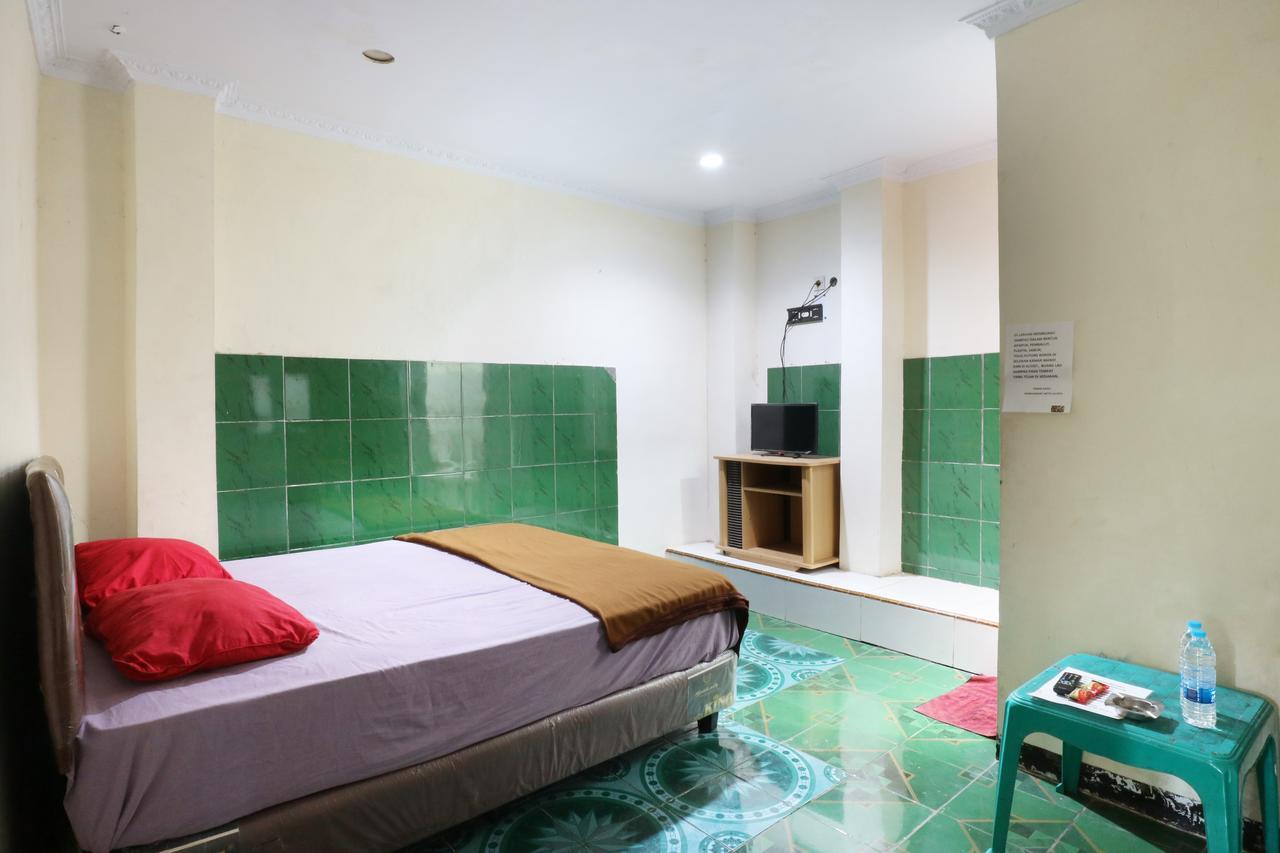 Hotel Ellysta ทังเกอรัง ภายนอก รูปภาพ